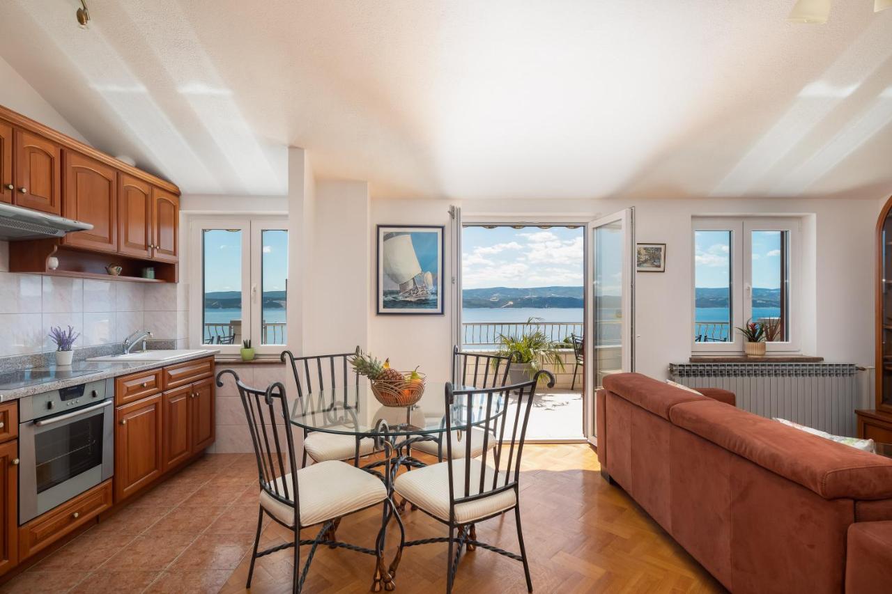 Beachfront Xxl - 2 Apartments Together - Локва-Рогозница Экстерьер фото
